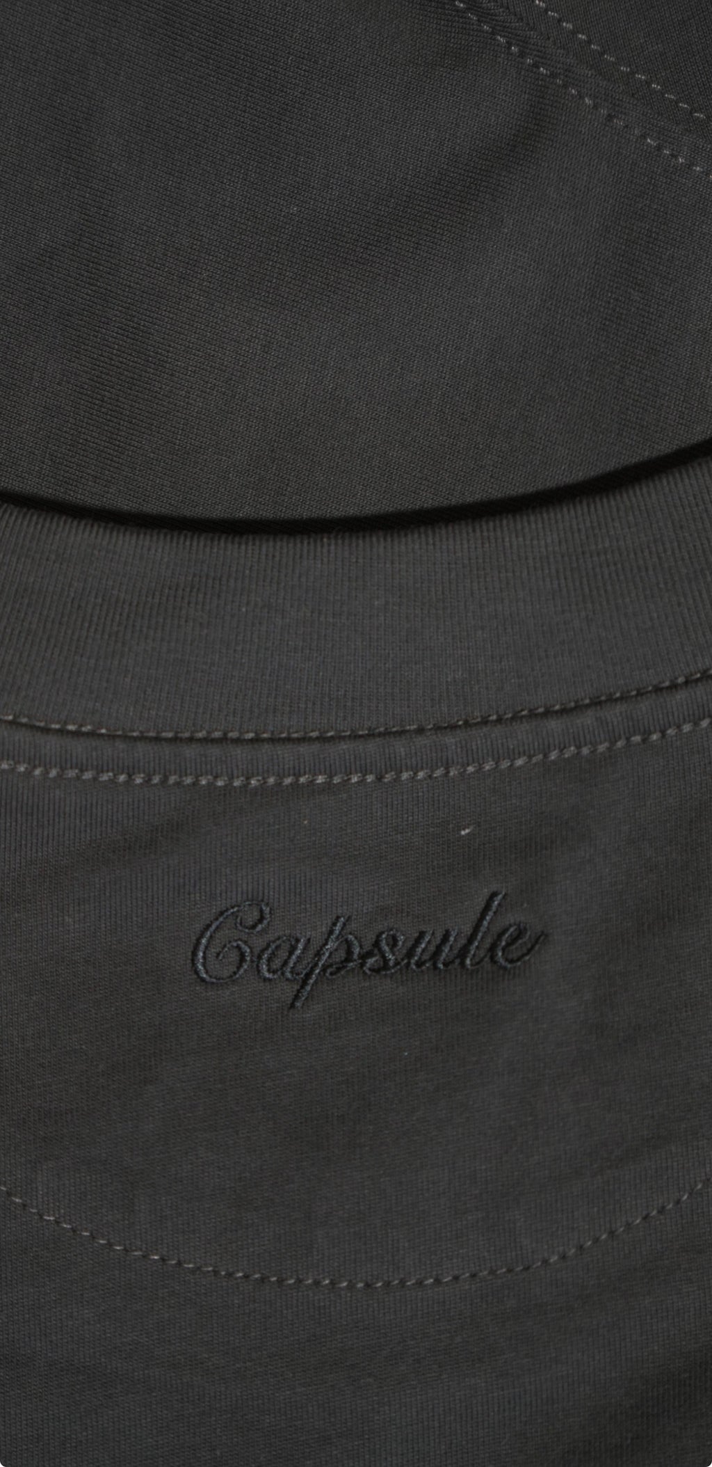Capsule T